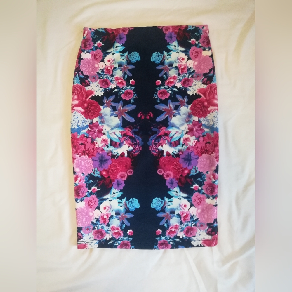 Colorful Floral Pencil Skirt